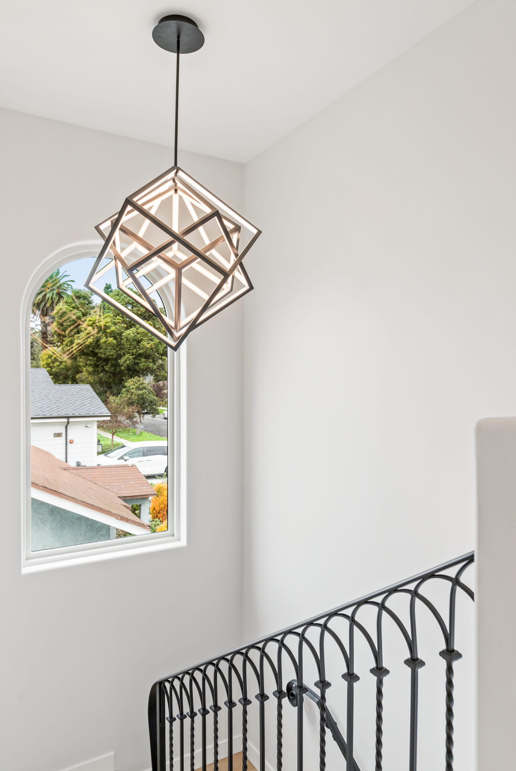 Noem Culver City remodel chandelier